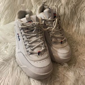 FILA women’s tennis shoes